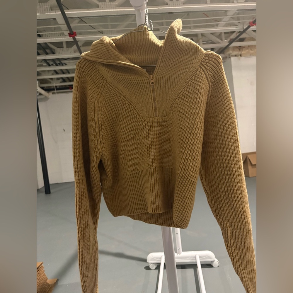 WAYF Nellie Half Zip Cropper Pullover NWT